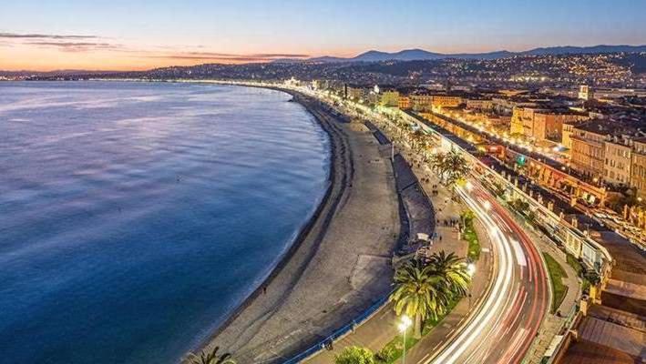 Апартаменты La Lanterne Ницца Экстерьер фото